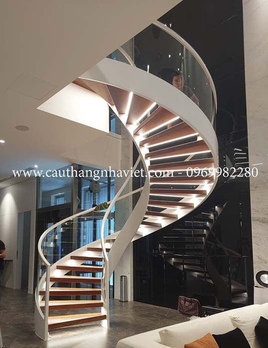 Mẫu cầu thang xoắn ốc đẹp Ms222
