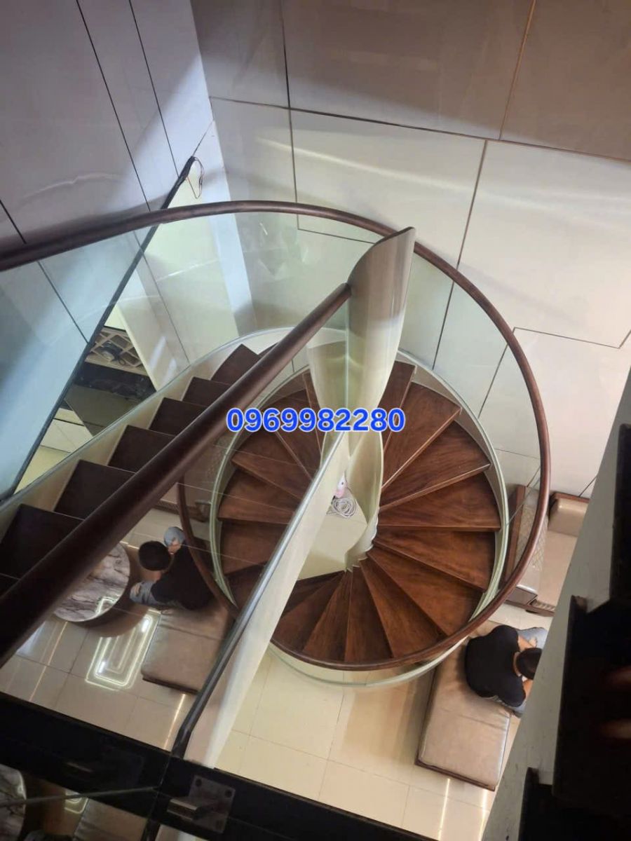 cầu thang xoắn ốc nam định 9