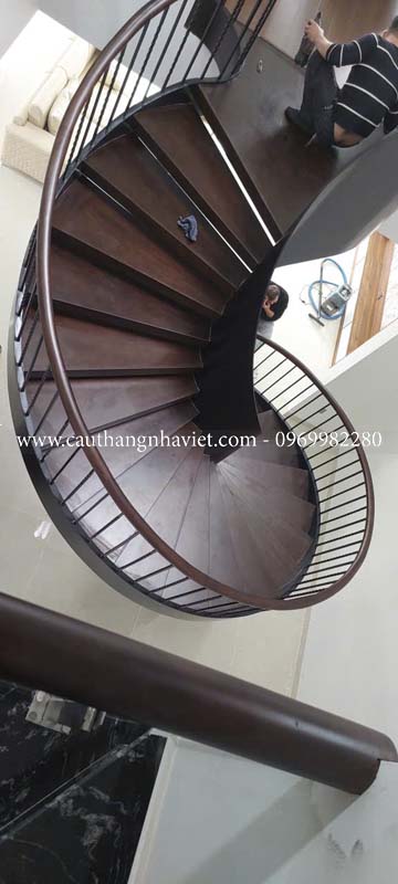 cầu thang xoắn ốc thái nguyên ms55
